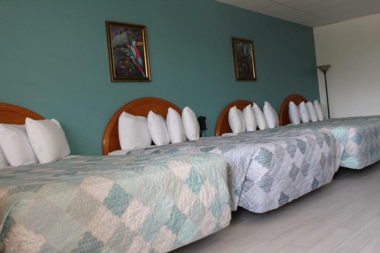 Fajardo Inn Quarto foto